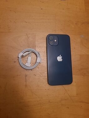 (Unlocked) Blue Apple iPhone 12 64 GB